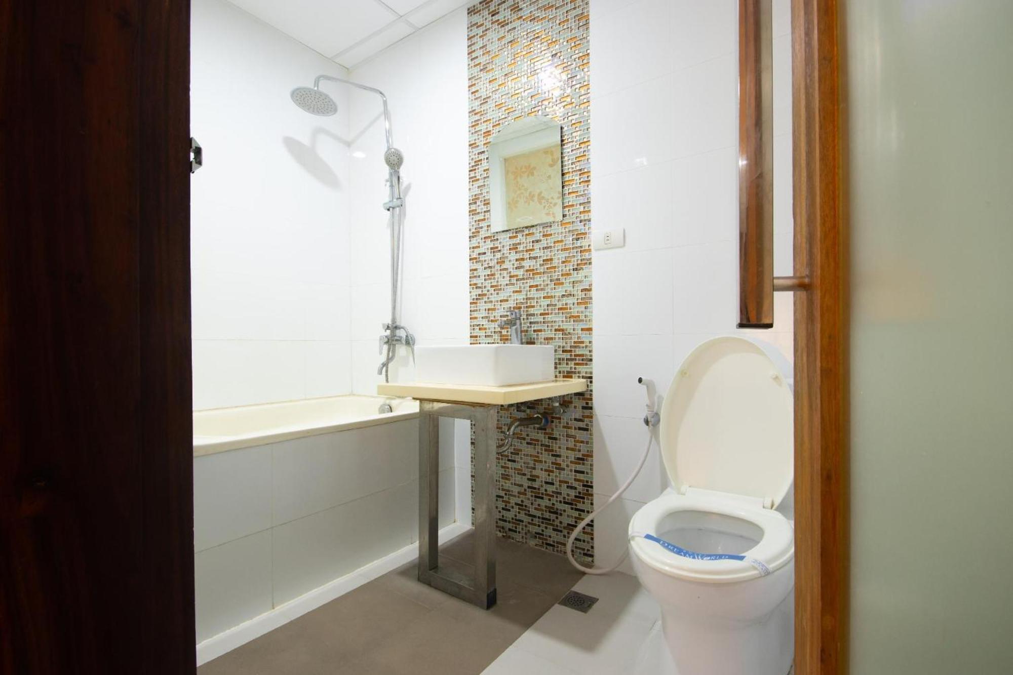 Hotel Dreamworld Araneta Cubao Екстериор снимка